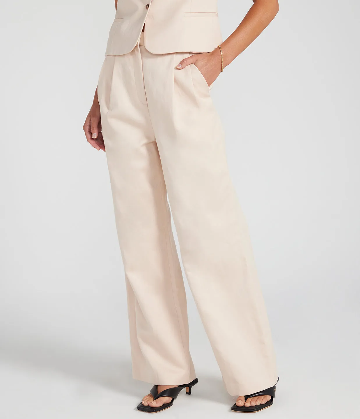 Idai Tailored Pants in Cream Rose