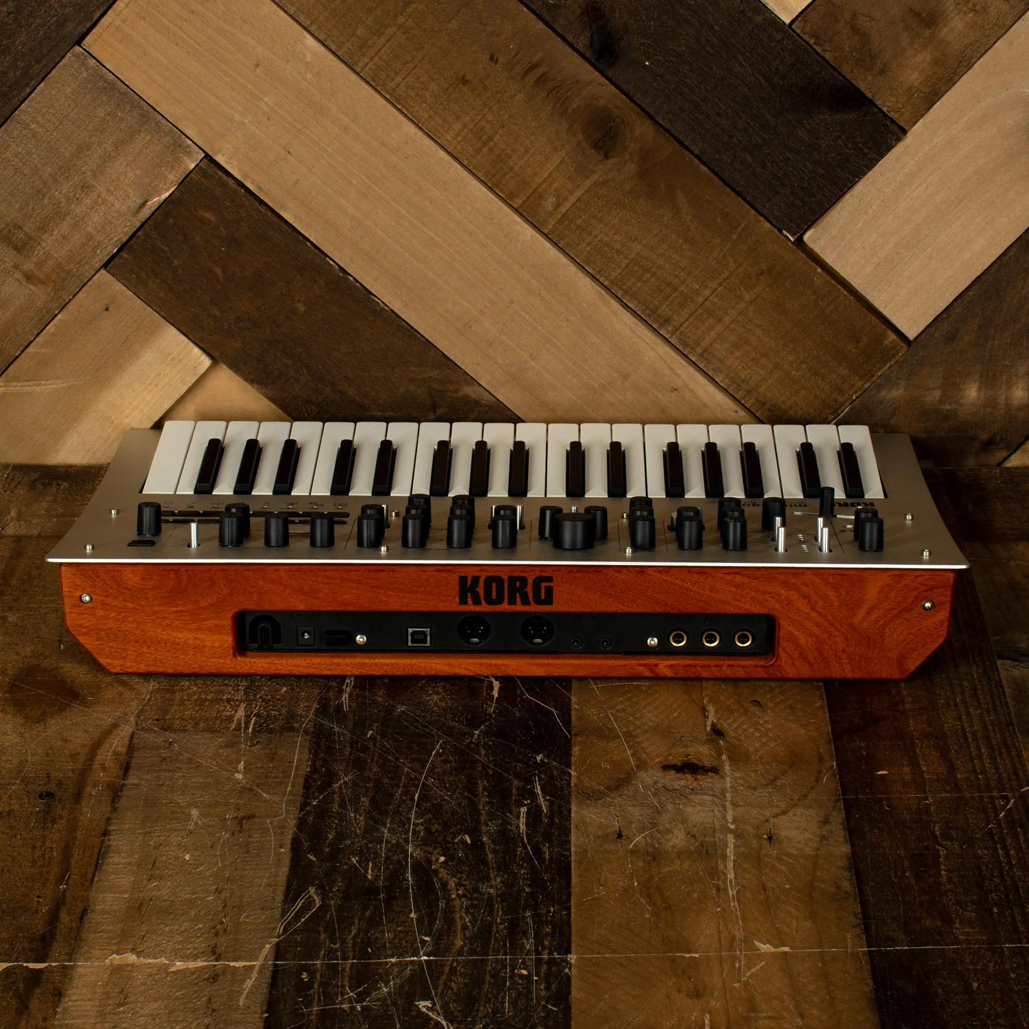 Korg Minilogue 4 Voice Analog Polyphonic Synthesizer - Used