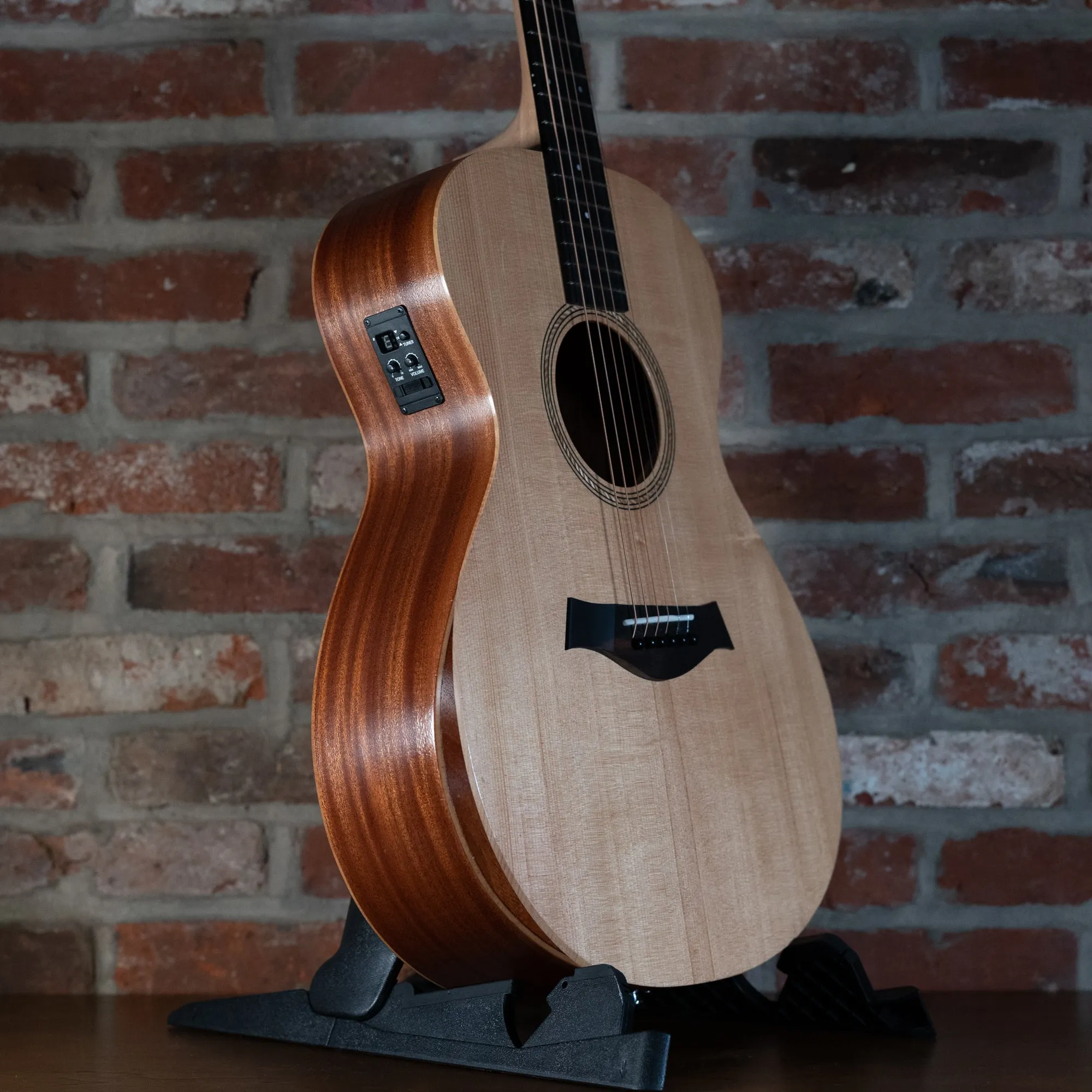 Taylor 2019 Academy 12E Natural With Bag - Used
